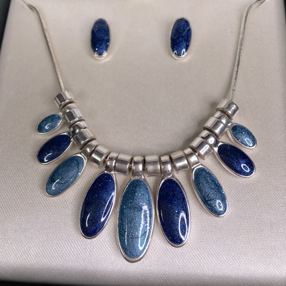 Silver Blue Lapis Necklace Pierced Earring Boxed - Picture 2 of 3